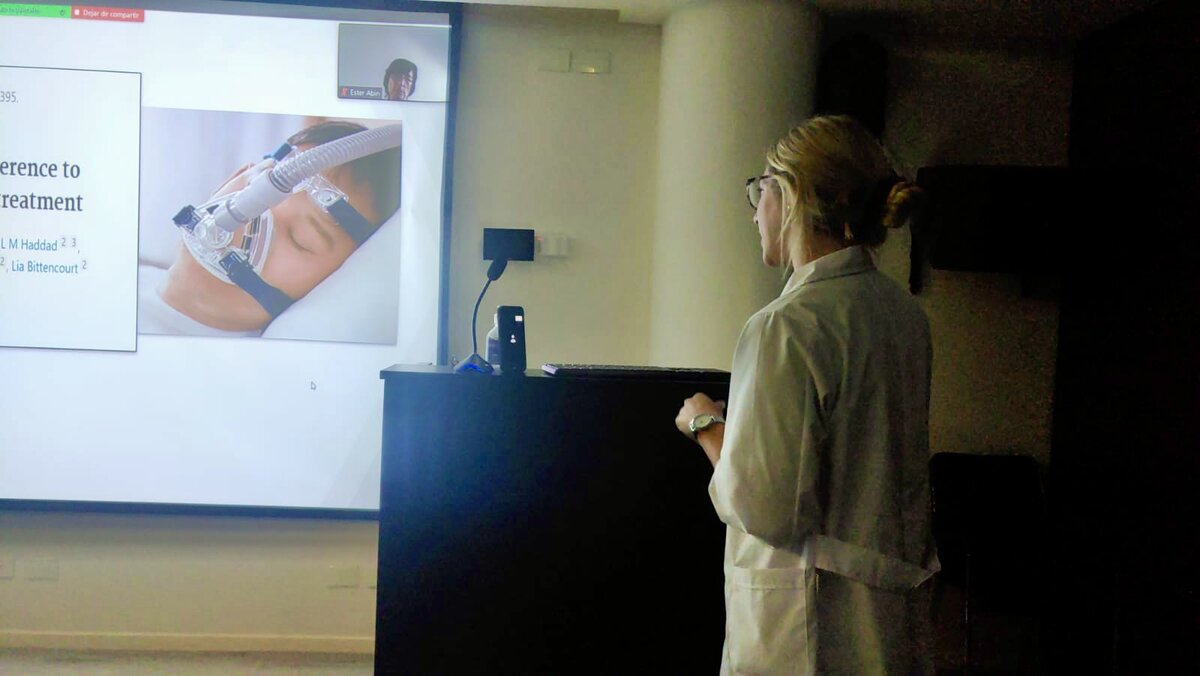 Francisca en presentación académica